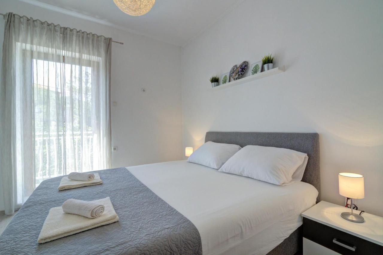 Apartman Luka Свети Юрай Екстериор снимка