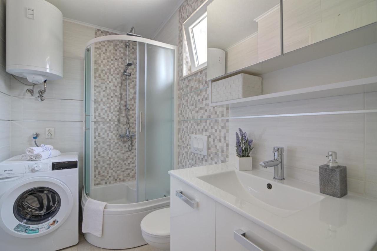 Apartman Luka Свети Юрай Екстериор снимка